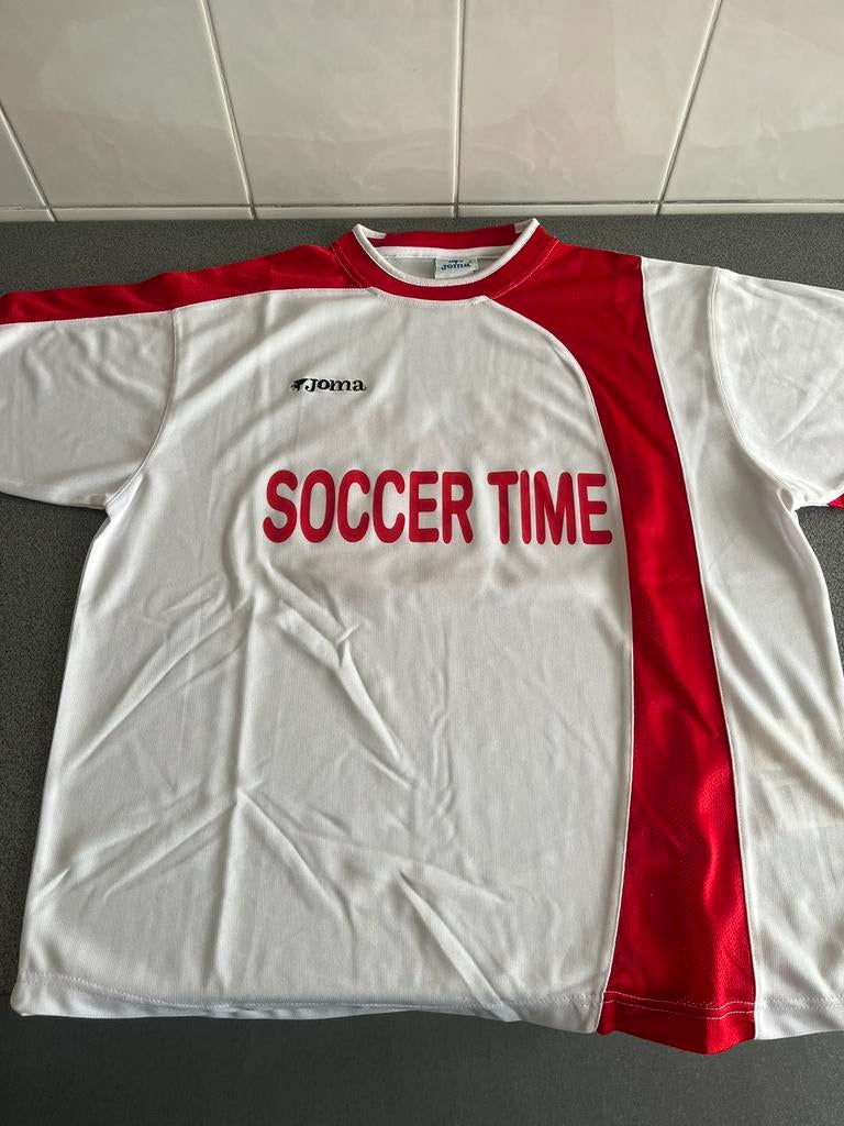Wit met rood voetbalshirt nr 18 Joma - maat L, Kleding | Heren, Sportkleding, Maat 52/54 (L), Wit, Ophalen of Verzenden, Zo goed als nieuw