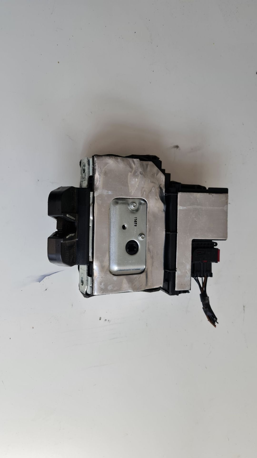 Verrou de hayon arri re pour Vectra C break 24467824, verrou, Arrière, Opel Automobile GmbH, Opel, Bahnhofsplatz 1
65423  Russelsheim am Main, DE