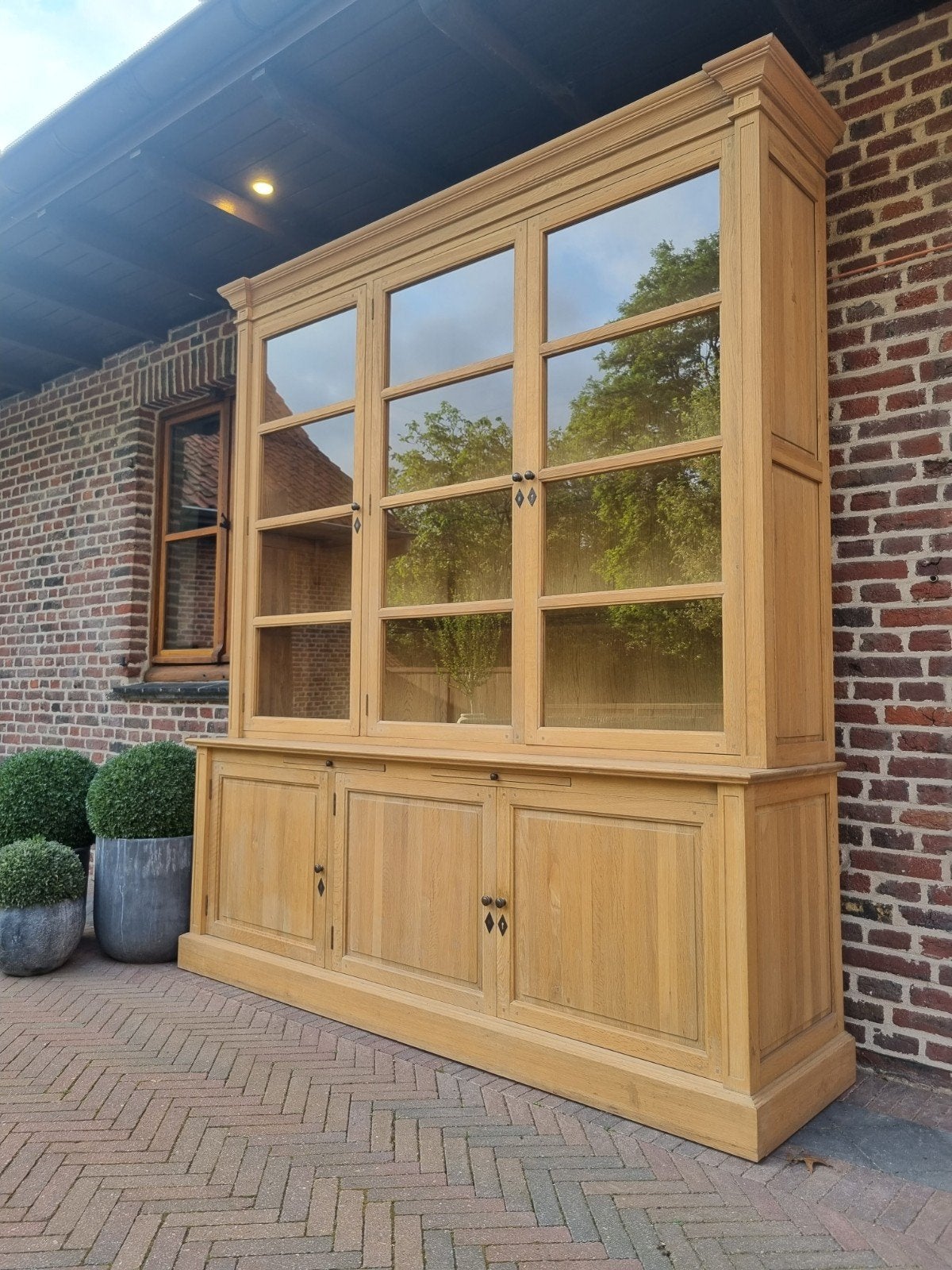 Buffet/vitrine en chêne LIVRAISON GRATUITE, 25 à 50 cm, Avec tablette(s), 200 cm ou plus, .
