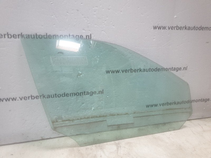 VITRE AVANT DROITE Jaguar S-type (X200) (01-1999/12-2008), Campus Kronberg 7
61476  Kronberg im Taunus, DE, Utilisé, Jaguar, Jaguar Land Rover Deutschland GmbH