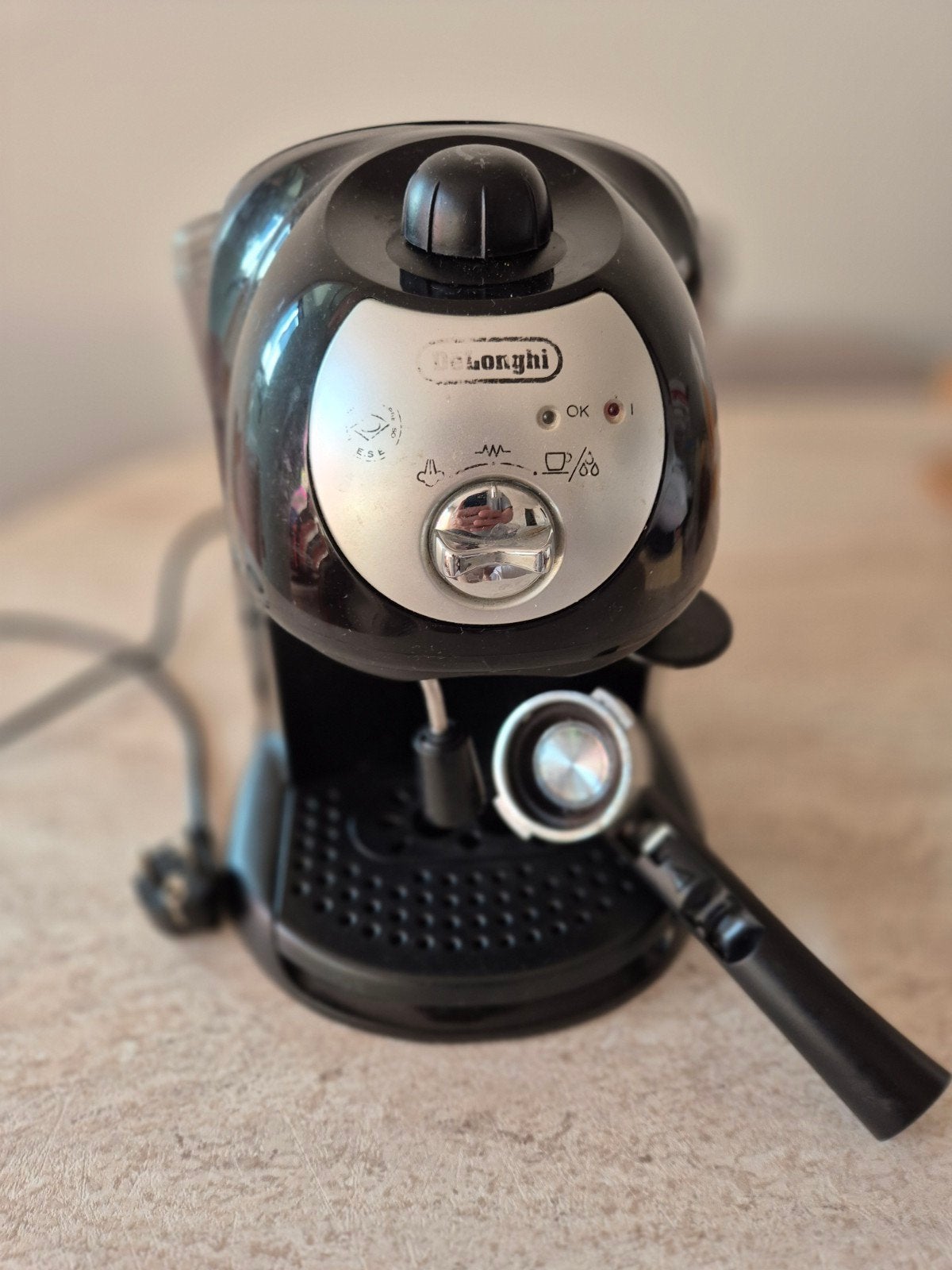 Delonghi Espresso apparaat, Elektronische apparatuur, 1 kopje, Ophalen, Espresso apparaat, Gemalen koffie