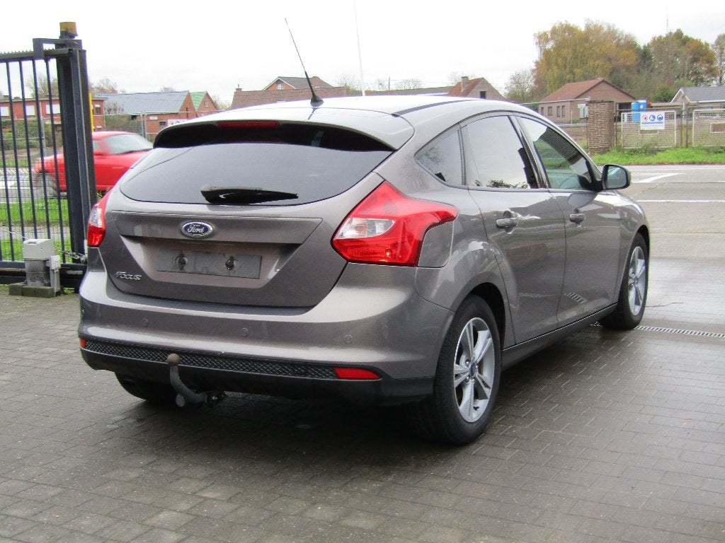 Ford Focus 1.6 TDCI, Auto's, Euro 5, Stof, 4 cilinders, Bruin