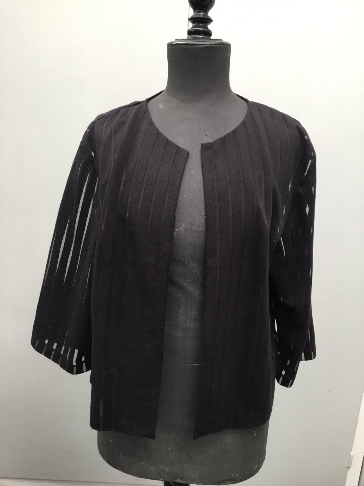Vestje COS maat medium, Kleding | Dames, Truien en Vesten, Ophalen of Verzenden, Zo goed als nieuw, Maat 38/40 (M), Zwart
