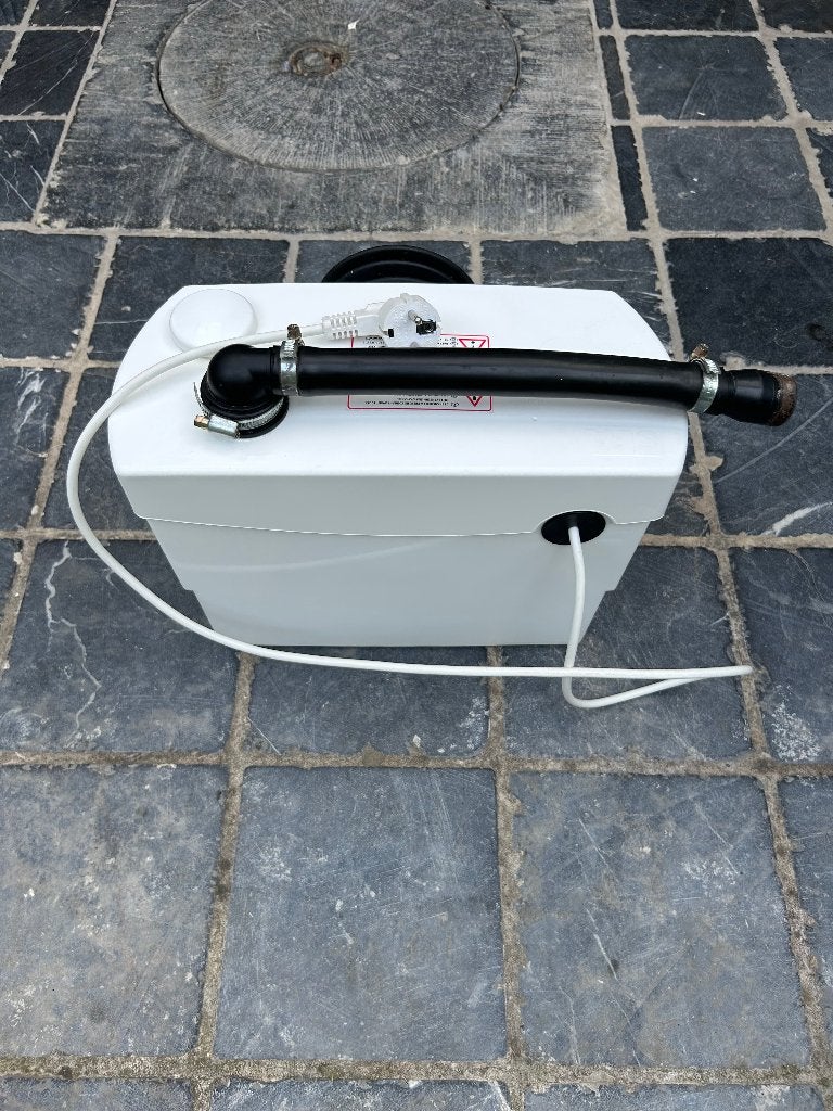 SFA WC-versnipperaar voor sanitair, Zakelijke goederen, Ophalen, Hakselaar