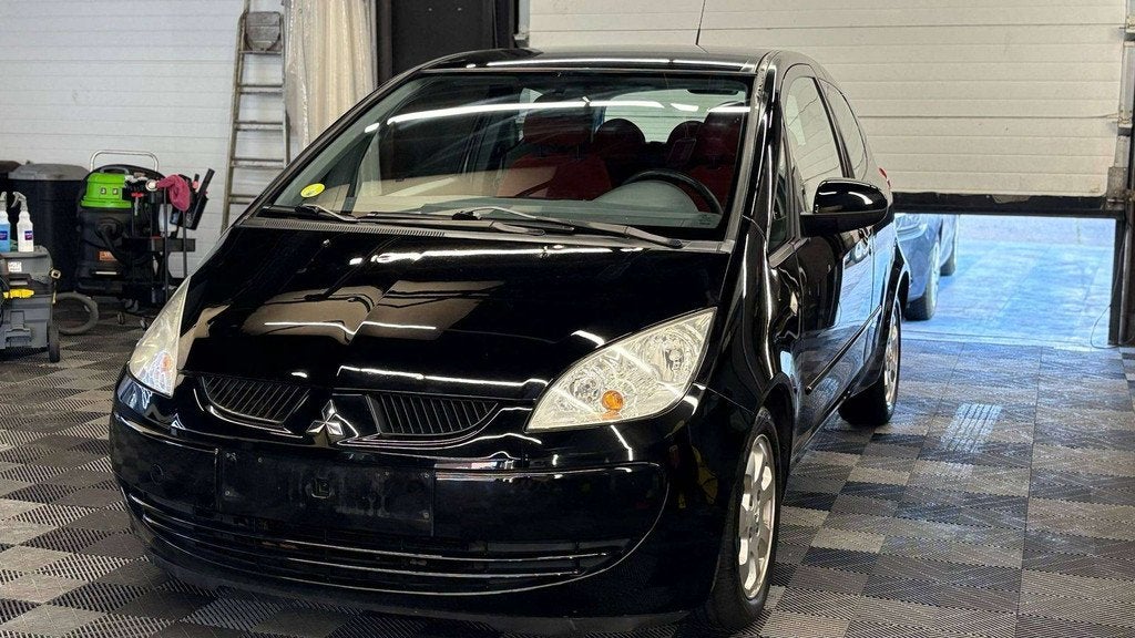 Mitsubishi Colt Colt 3DEURS BENZINE MANUEEL bj2006, 4 cilinders, 95 pk, Euro 4, Onderhoudsboekje