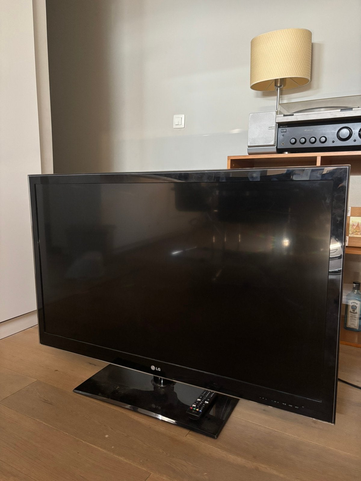 LG 47” tv zwart, Ophalen of Verzenden, Zo goed als nieuw, LG