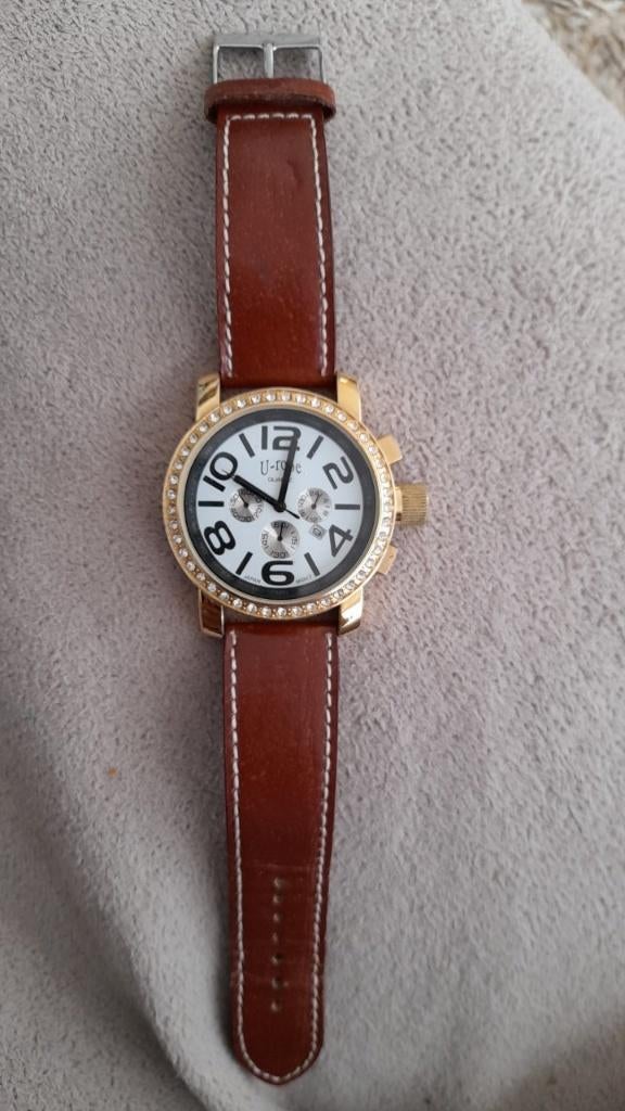 Nieuw mooi Horloge " U-rope " Leren band, 45 stenen rond, Ophalen, Nieuw, Overige kleuren, Jongen of Meisje