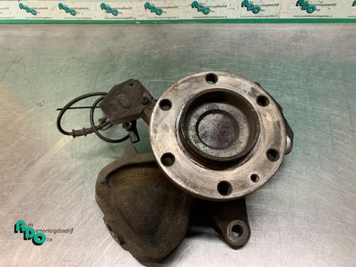 Joint avant gauche d'un Mercedes Sprinter (Sprinter 06-), 3 mois de garantie, Utilisé, -, -