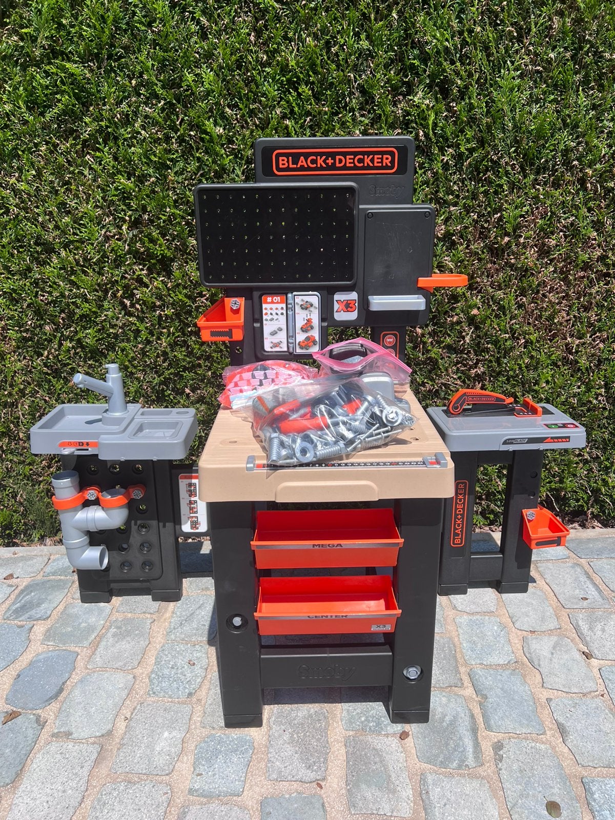 Smoby Black + Decker Mega Center speelgoed werkbank, Ophalen, Zo goed als nieuw