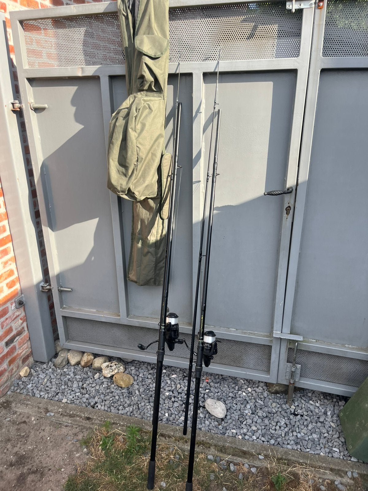 Karperhengels met nieuwe draad., Watersport en Boten, Hengelsport | Zeevissen, Ophalen of Verzenden, Zo goed als nieuw, Complete set