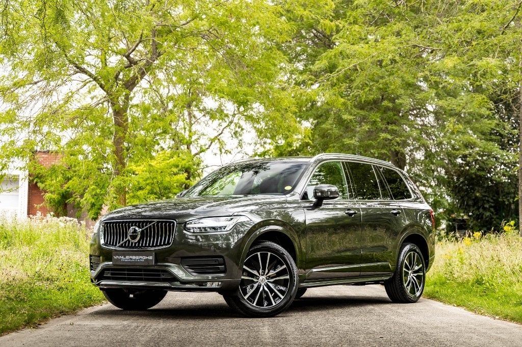 Volvo XC90 B5 4WD Momentum PRO * Camera * Trekhaak * BTW, Euro 6, 4 cilinders, 1969 cc, Leder