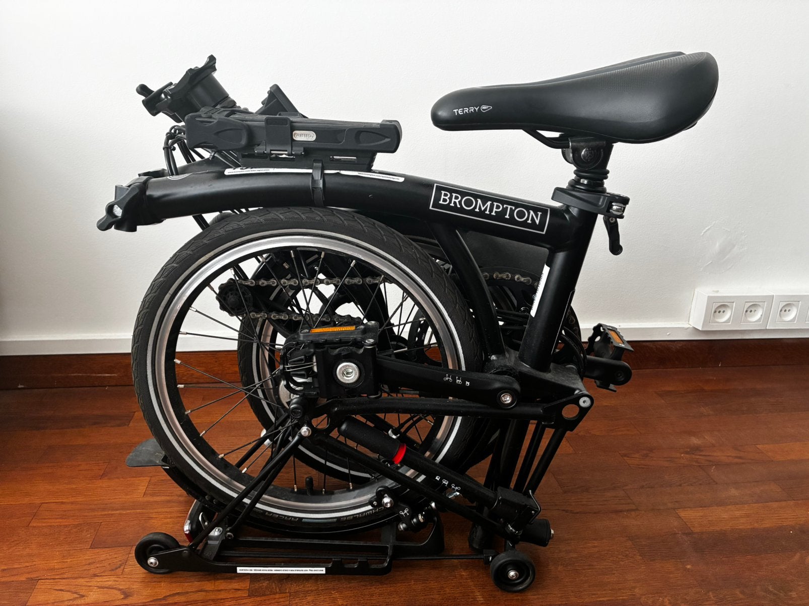 Brompton C Line Black H6R Nieuw met Metro Backpack, Enlèvement, Comme neuf, Brompton, Vitesses
