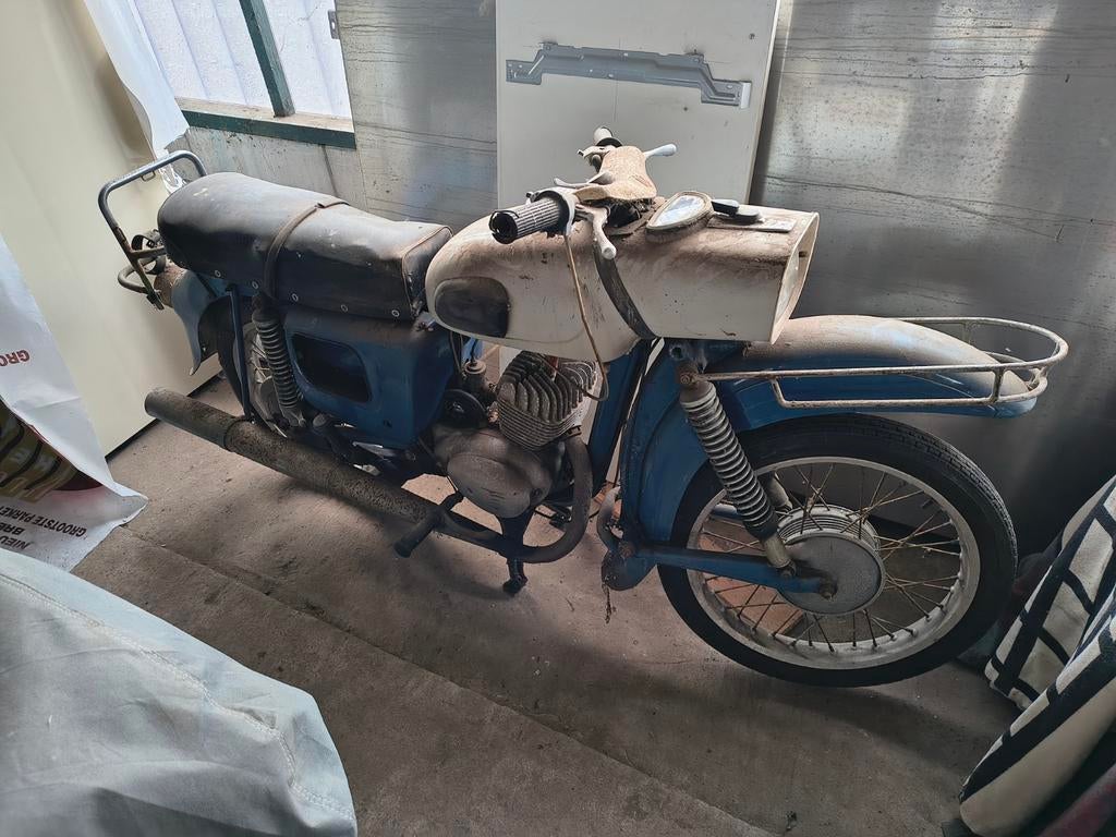 Schuurfondst. MZ es 150 1 cilinder., Fietsen en Brommers, Ophalen