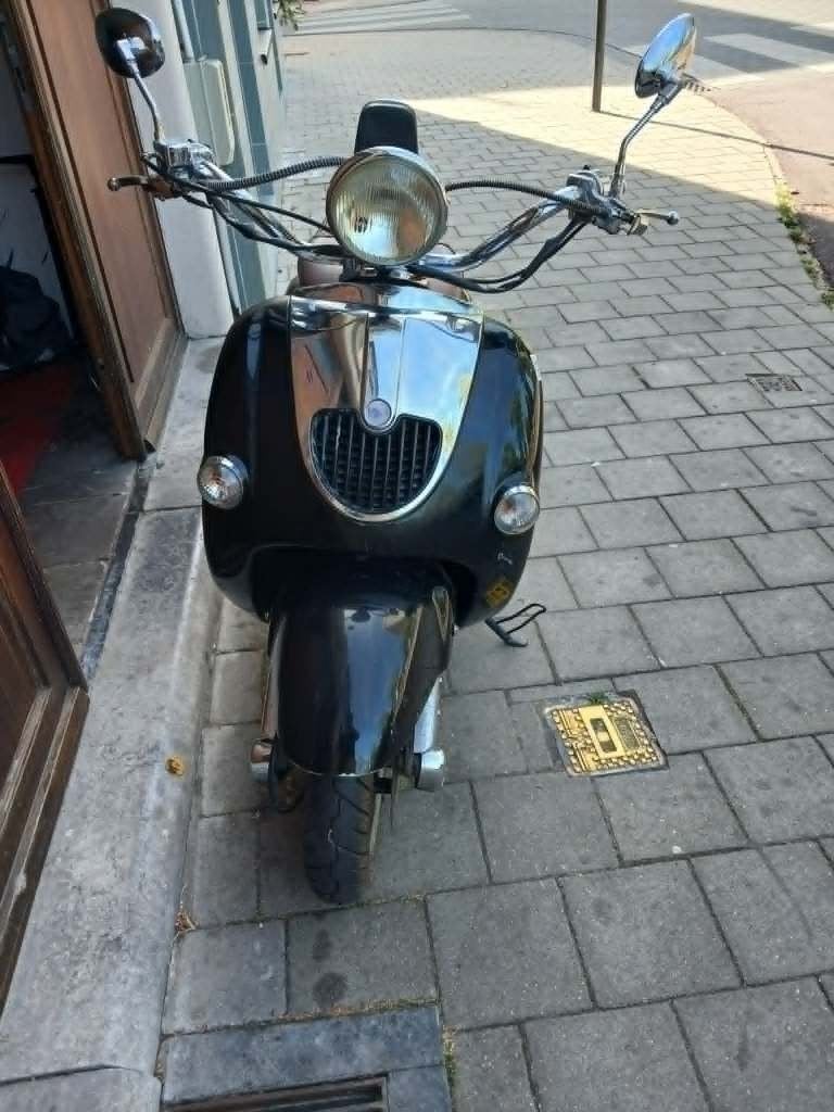 a klass retro brommer  ZNEN, Fietsen en Brommers, Brommers | Oldtimers, Ophalen, Klasse A (25 km/u), 50 cc, Overige merken