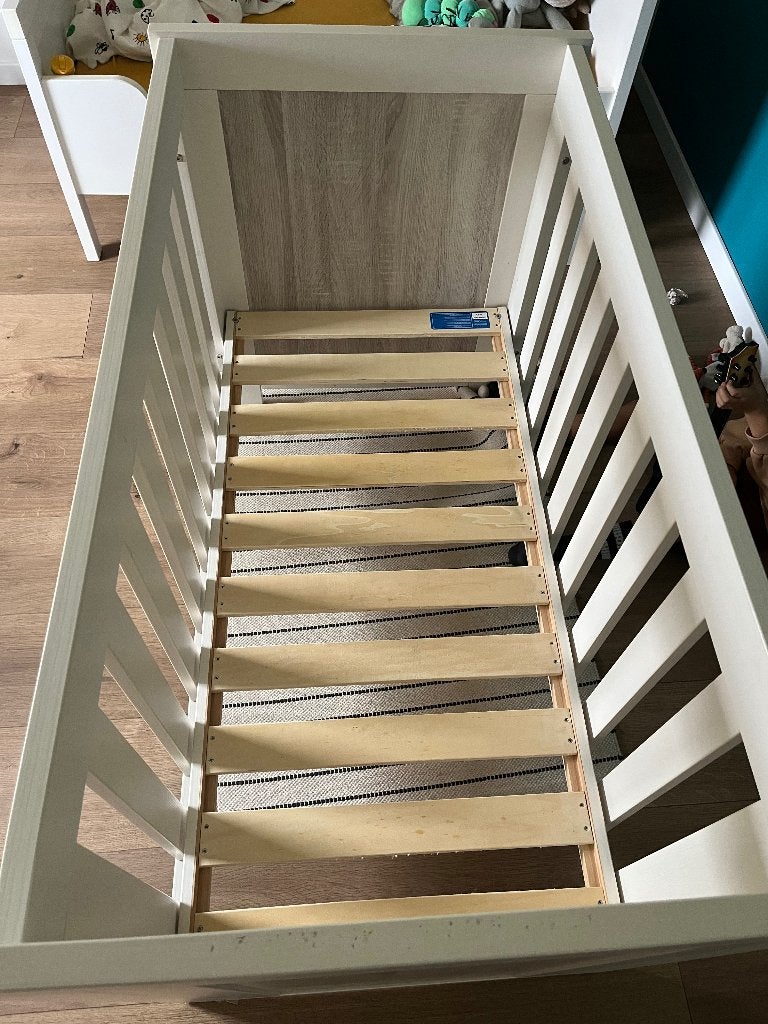 Spijlenbed / meegroeibed, Ophalen, Gebruikt, Eenpersoons, Wit