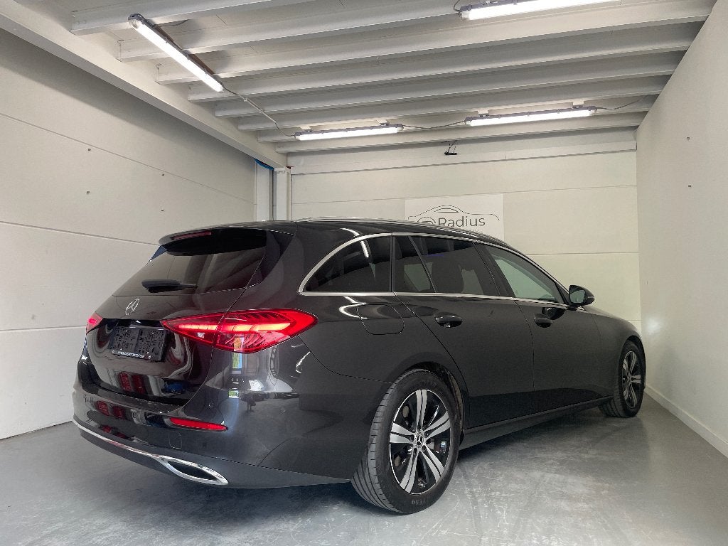 Mercedes-Benz - C180T - Benzine - Automaat, Automaat, Achterwielaandrijving, Leder en Stof, Zwart