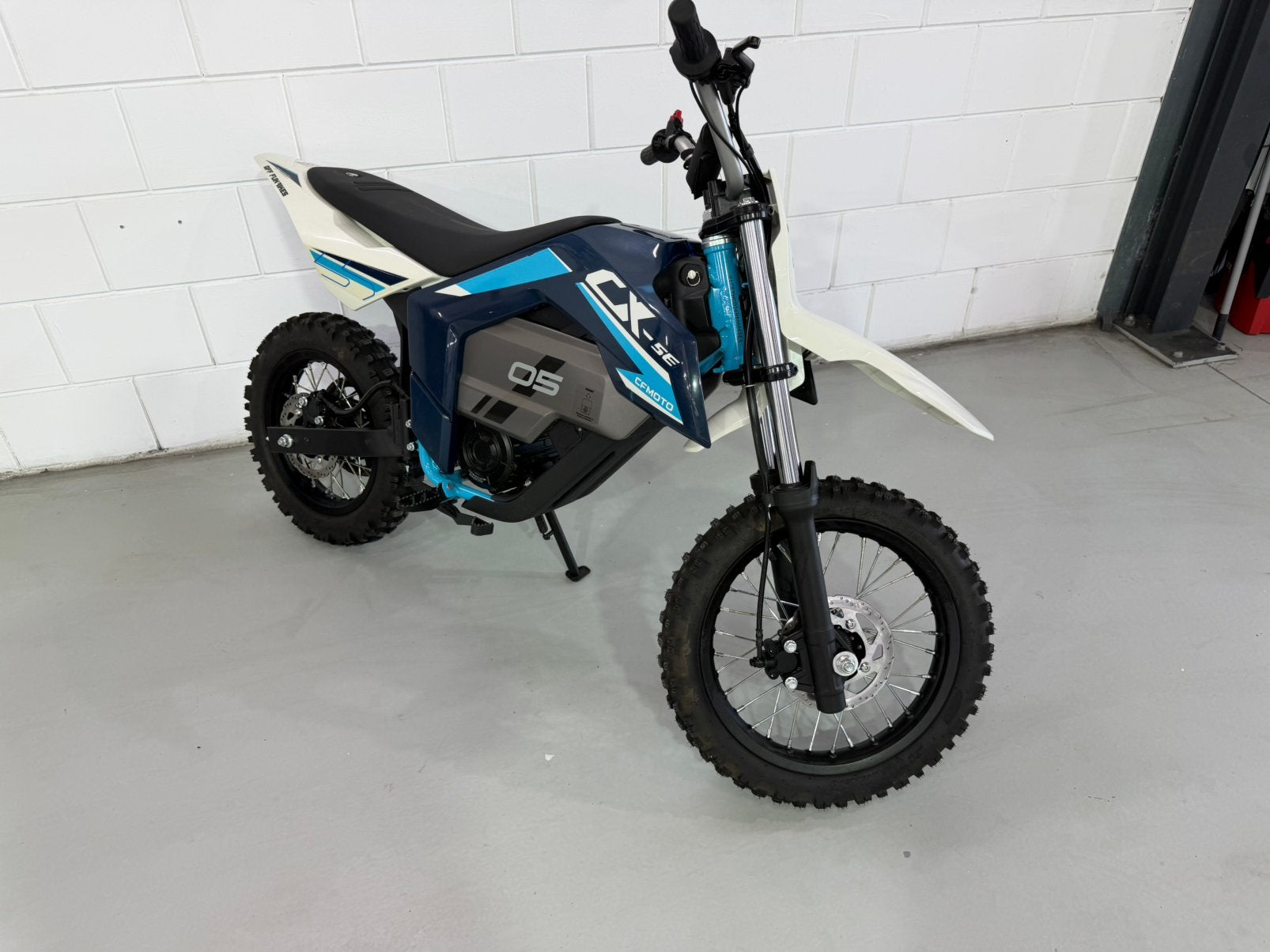 Bijna nieuwe cf moto CX-5E, Enlèvement ou Envoi, Comme neuf