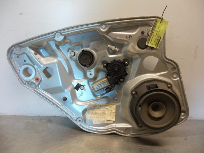 Mécanique vitre 4portes arrière gauche d'un Fiat Stilo, -, 3 mois de garantie, Utilisé, Fiat