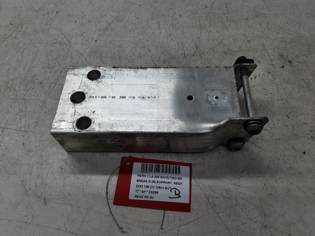 BUMPERBALK VOOR CLA Shooting Brake (117.9) (A2466200195), Gebruikt, Mercedes-Benz, Mevr. I. Hauben, Rue de l'Espoir 34 34
4030  GRIVEGNÉE, BE
