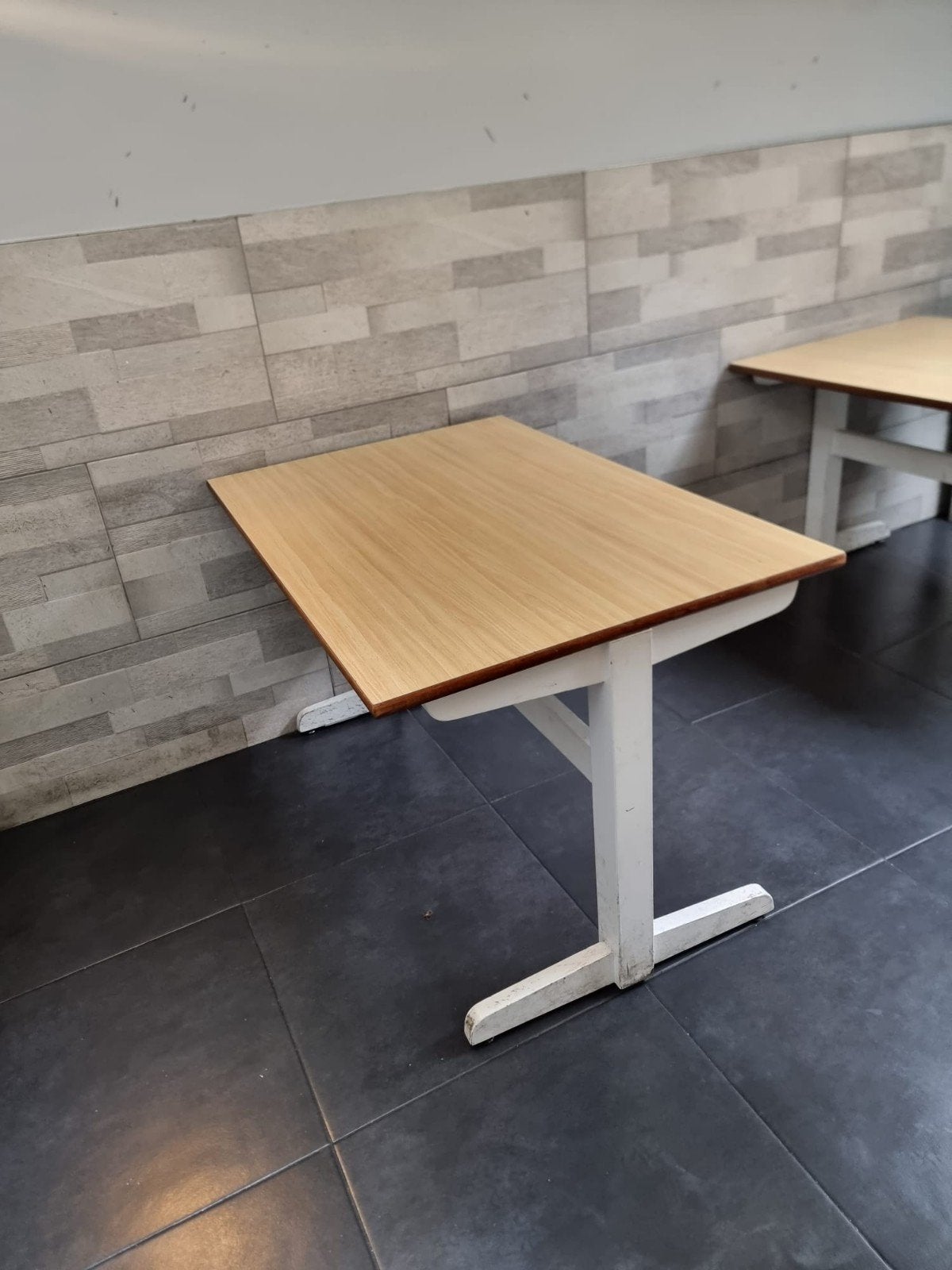 11 CATERINGTAFELS, Huis en Inrichting, Bureaus