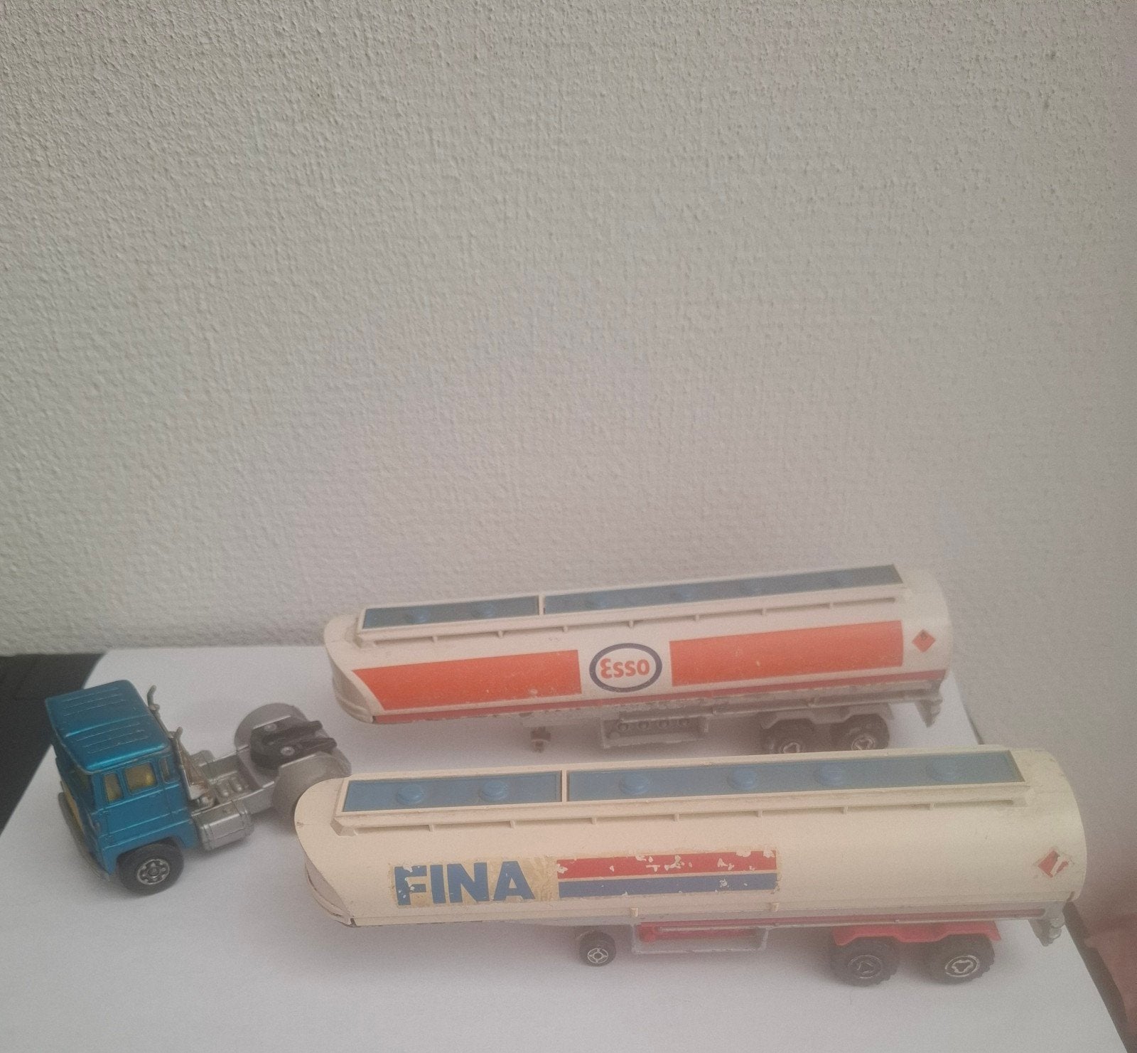Tracteur Majorette et 2 remorques, Hobby & Loisirs créatifs, Enlèvement ou Envoi