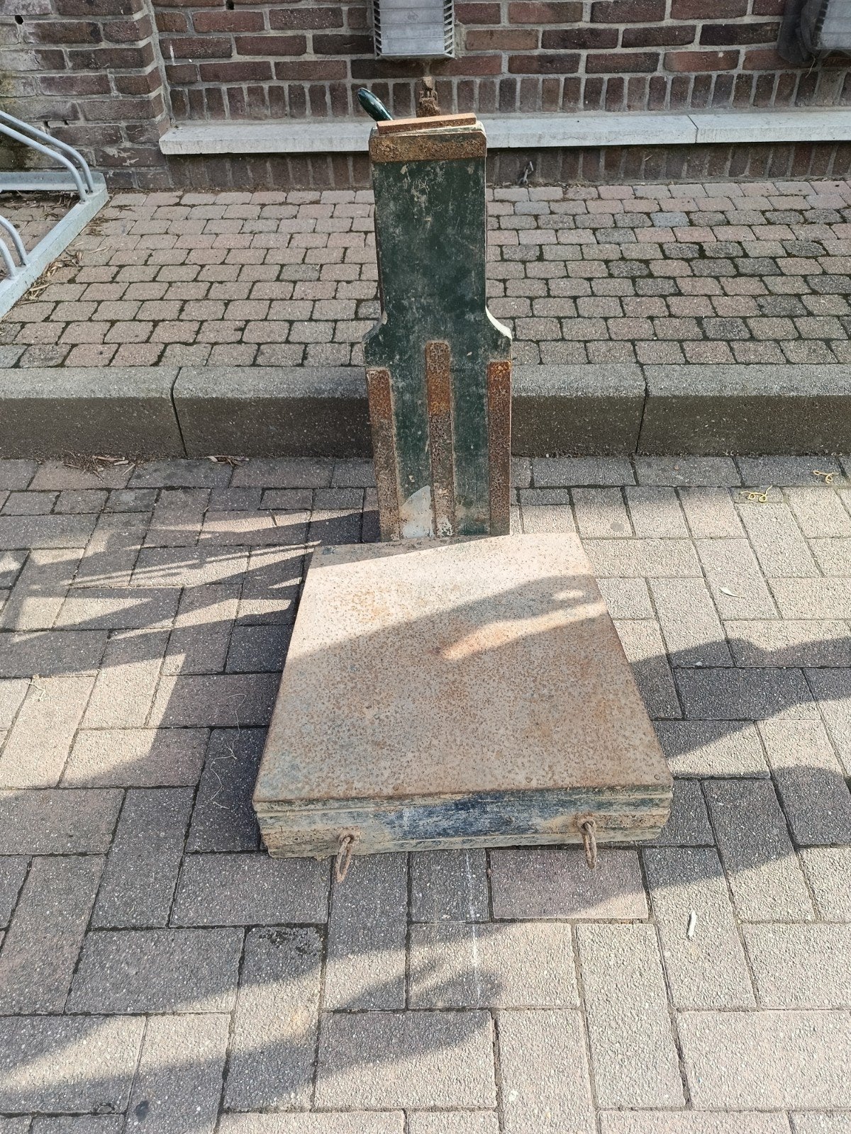 Oude Bascule zonder gewichten, Ophalen