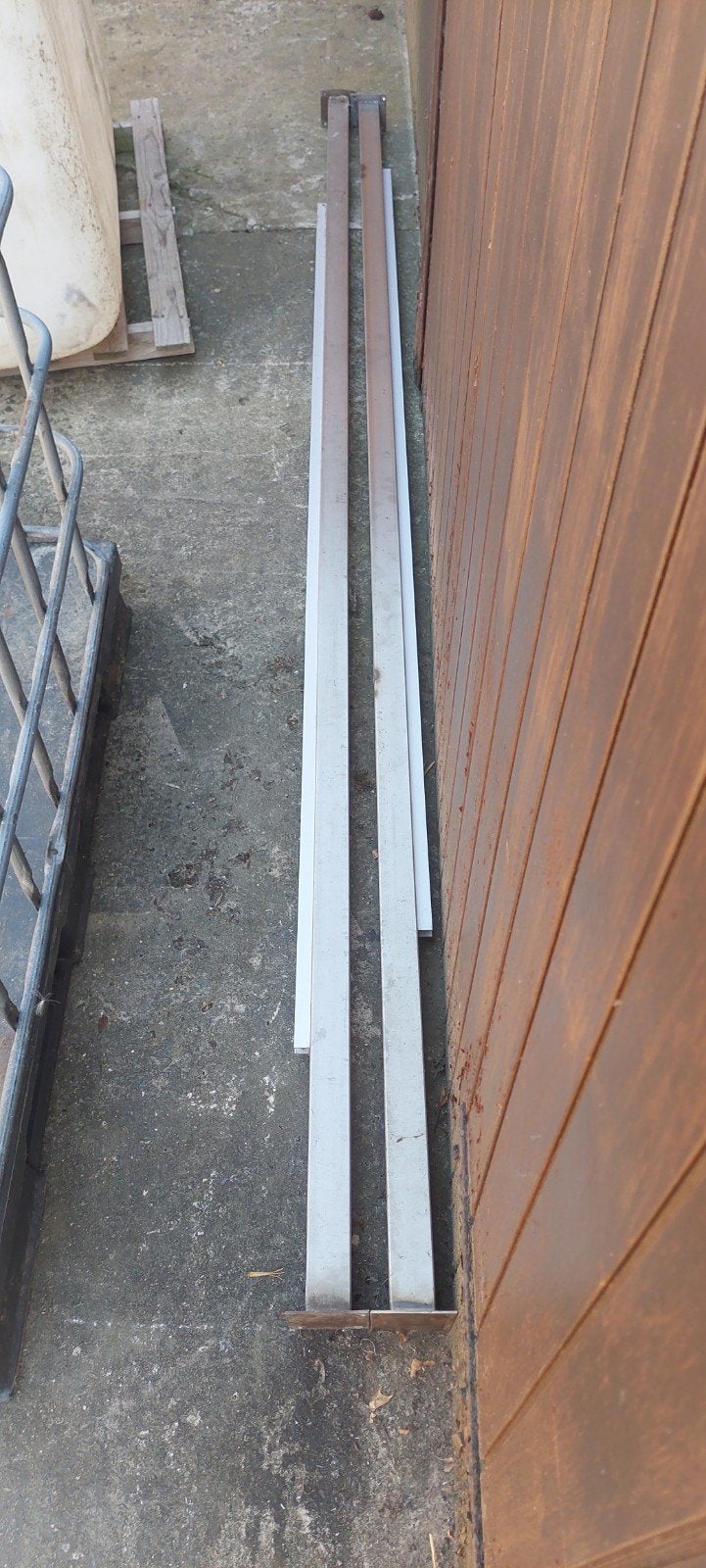 2 staanders, Ophalen, Gebruikt, Aluminium