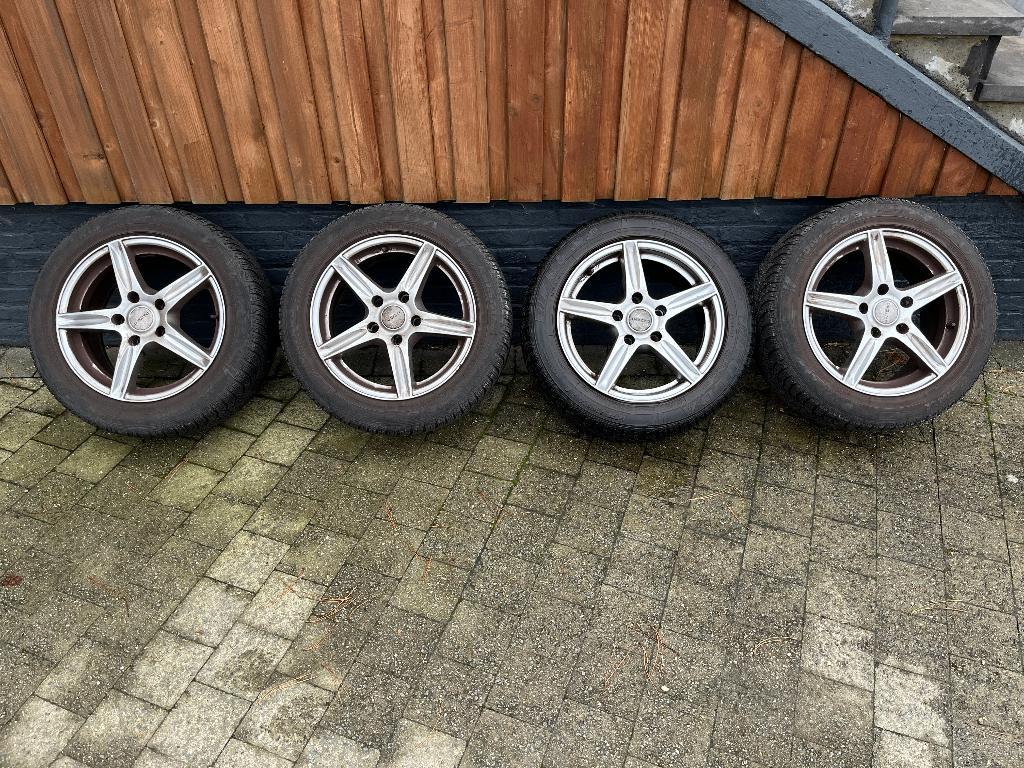 Jantes Dezent + pneus d'hiver Fulda Kristall Montero 3, Autos : Pièces & Accessoires, Pneus & Jantes, Pneus hiver, 16 pouces, Véhicule de tourisme