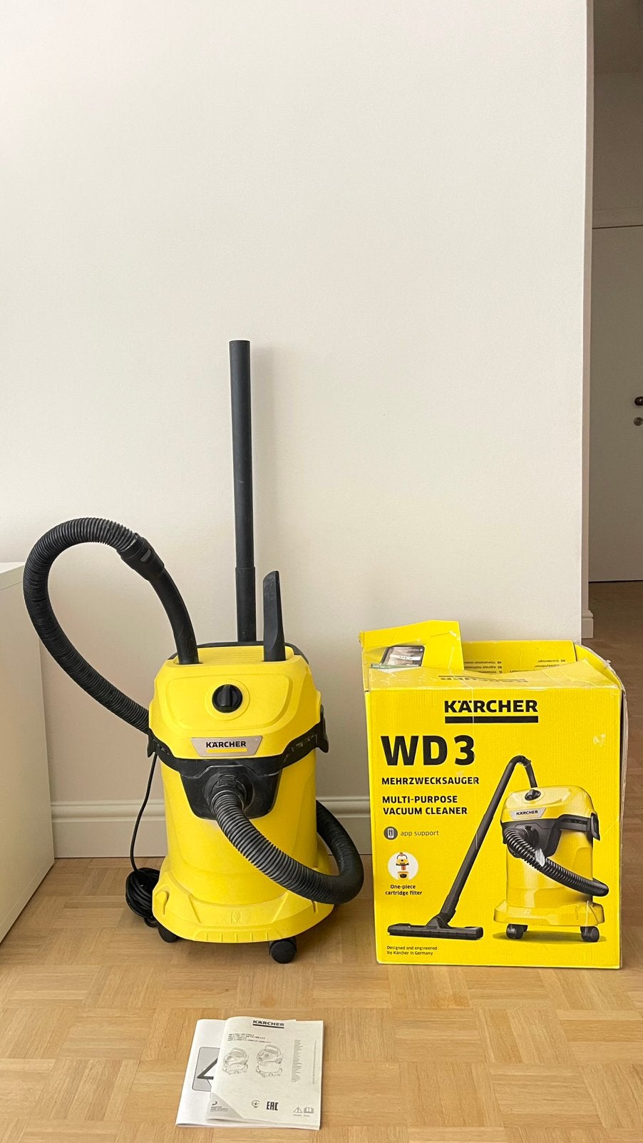Aspirateur sec et humide KARCHER, Enlèvement, Comme neuf