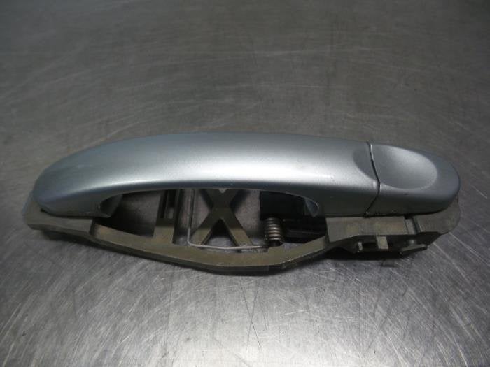 Poignée portière 4portes arrière gauche d'un Volkswagen T, Volkswagen, -, 3 mois de garantie, Utilisé