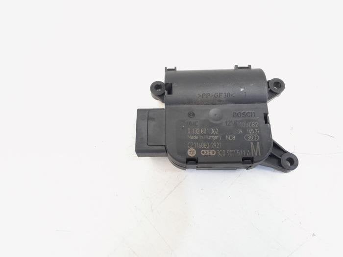 Kachelklep Motor van een Volkswagen Golf Plus, Gebruikt, -, Volkswagen, -