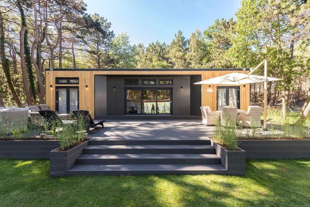 Moderne Woonwagen met Luxe Afwerking en Veel Licht, Caravans en Kamperen, Stacaravans