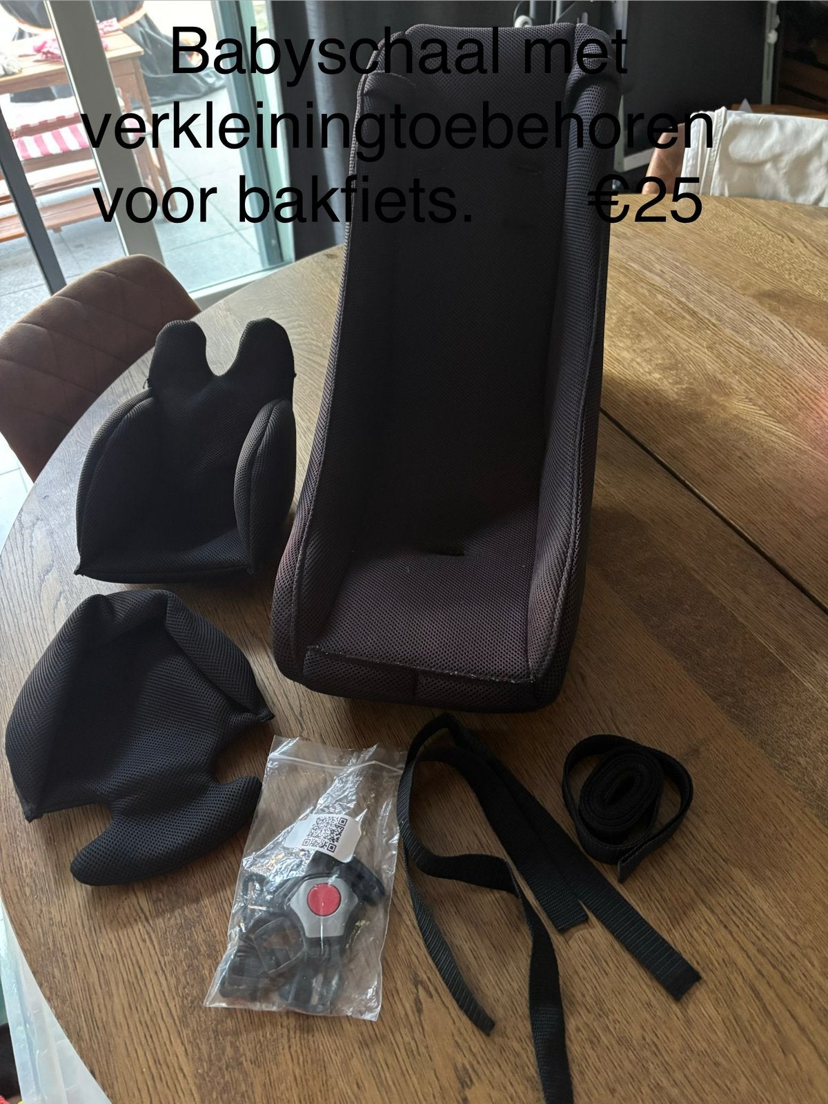 Babyschaal voor bakfiets, Fietsen en Brommers, Fietsaccessoires | Fietsstoeltjes, Ophalen, Zo goed als nieuw