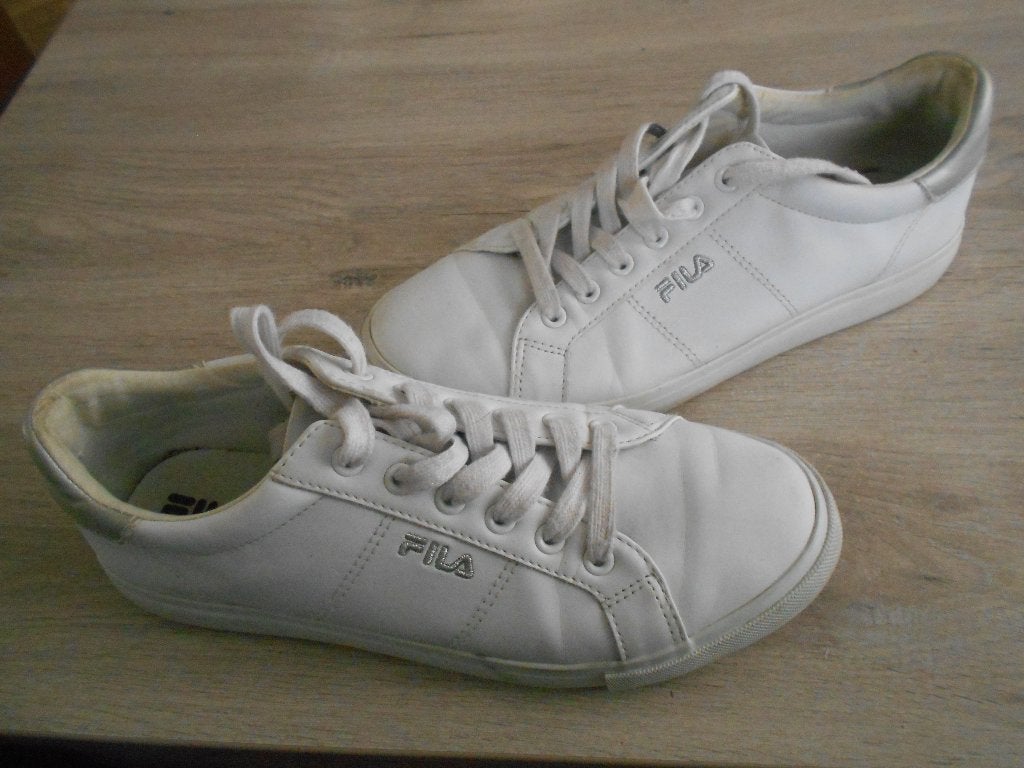 witte sneakers van fila maat 41, Wit, Ophalen of Verzenden, Zo goed als nieuw, Sneakers