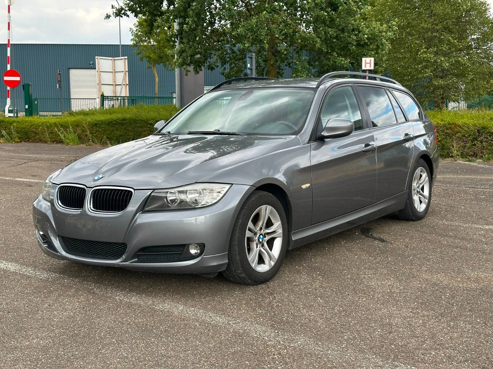 BMW 320I 2009 AUTOMAAT GEKEURD VR VERKOOP, Cuir, Argent ou Gris, Achat, Ordinateur de bord