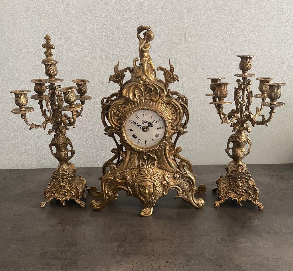 Horloge mécanique vintage Walt avec chandeliers, Antiquités & Art, Enlèvement