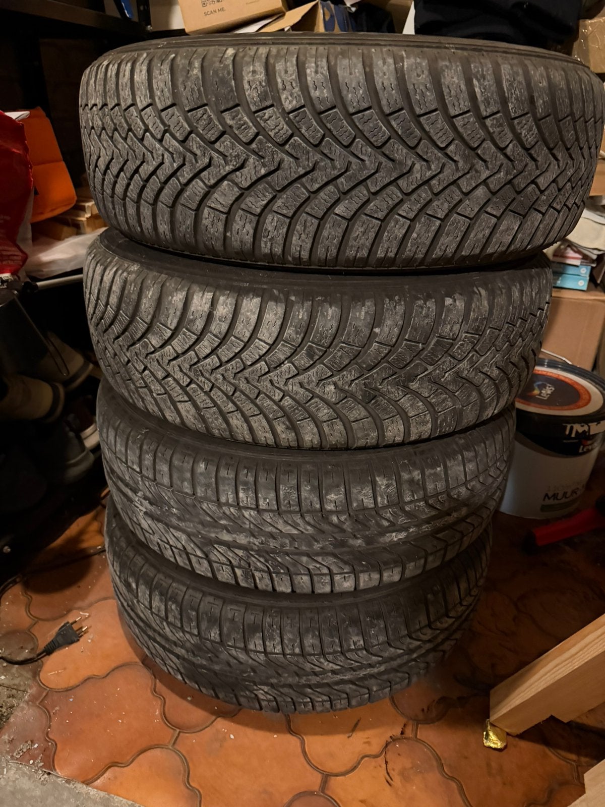Pneus hiver Falken 195/65R15, Enlèvement, Comme neuf