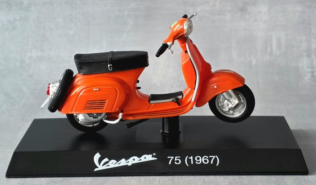Altaya 1/18 - Vespa 75 1967 (neuve sous blister), Enlèvement ou Envoi, Neuf, Moteur, Autres marques