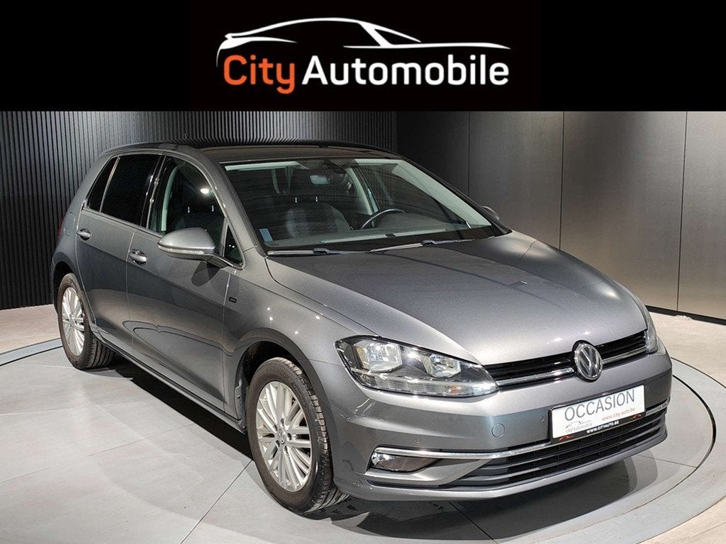 Volkswagen Golf 1.0 TSI JOIN GPS CARPLAY CAMERA APS AV/ARR, Auto's, Stof, Gebruikt, Zwart, 109 g/km