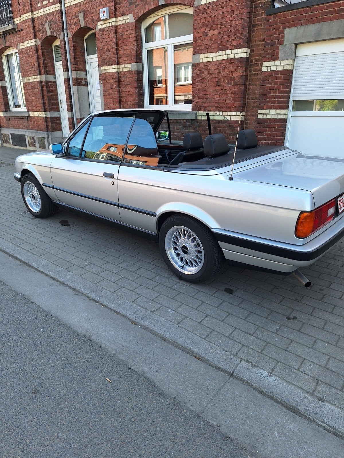 BMW 318 E30 CABRIOLET, Cuir, Argent ou Gris, Cabriolet, Boîte manuelle