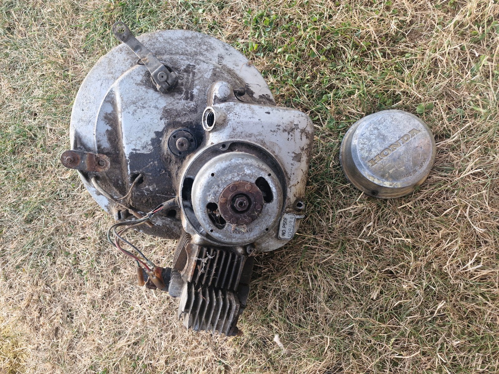 Bloc moteur Honda P50, Enlèvement