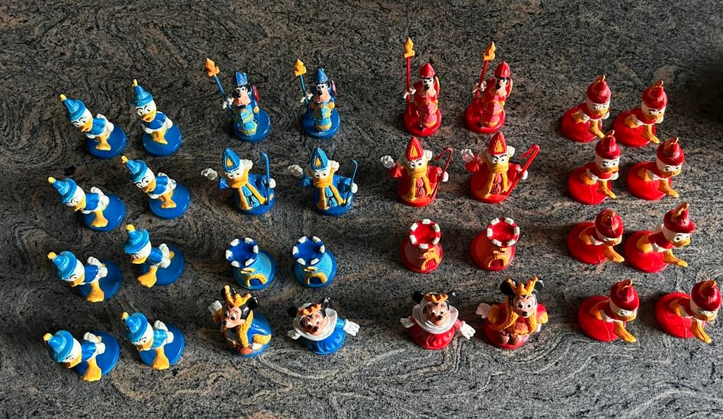 32 Schaakfiguren Vintage Donald Duck/Mickey/Goofy, Verzamelen, Ophalen of Verzenden, Donald Duck, Gebruikt, Beeldje of Figuurtje