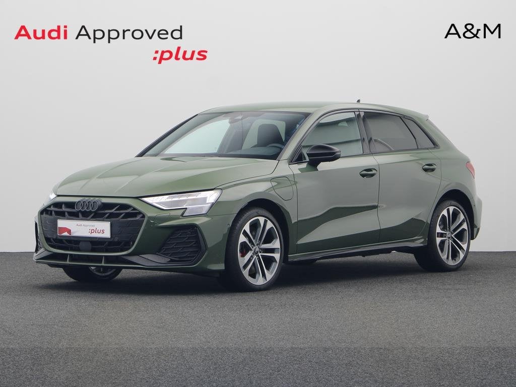 Audi A3 Sportback PHEV A3 Sportback PHEV 45 TFSI e Competiti, Auto's, Audi, Automaat, Hybride Elektrisch/Benzine, Zilver of Grijs