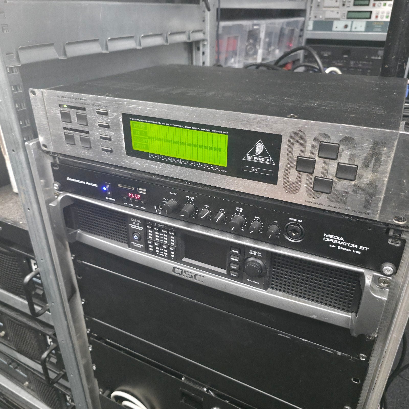 BEHRINGER  ultra-curve pro   model dsp 8024, Muziek en Instrumenten, Effecten, Ophalen of Verzenden