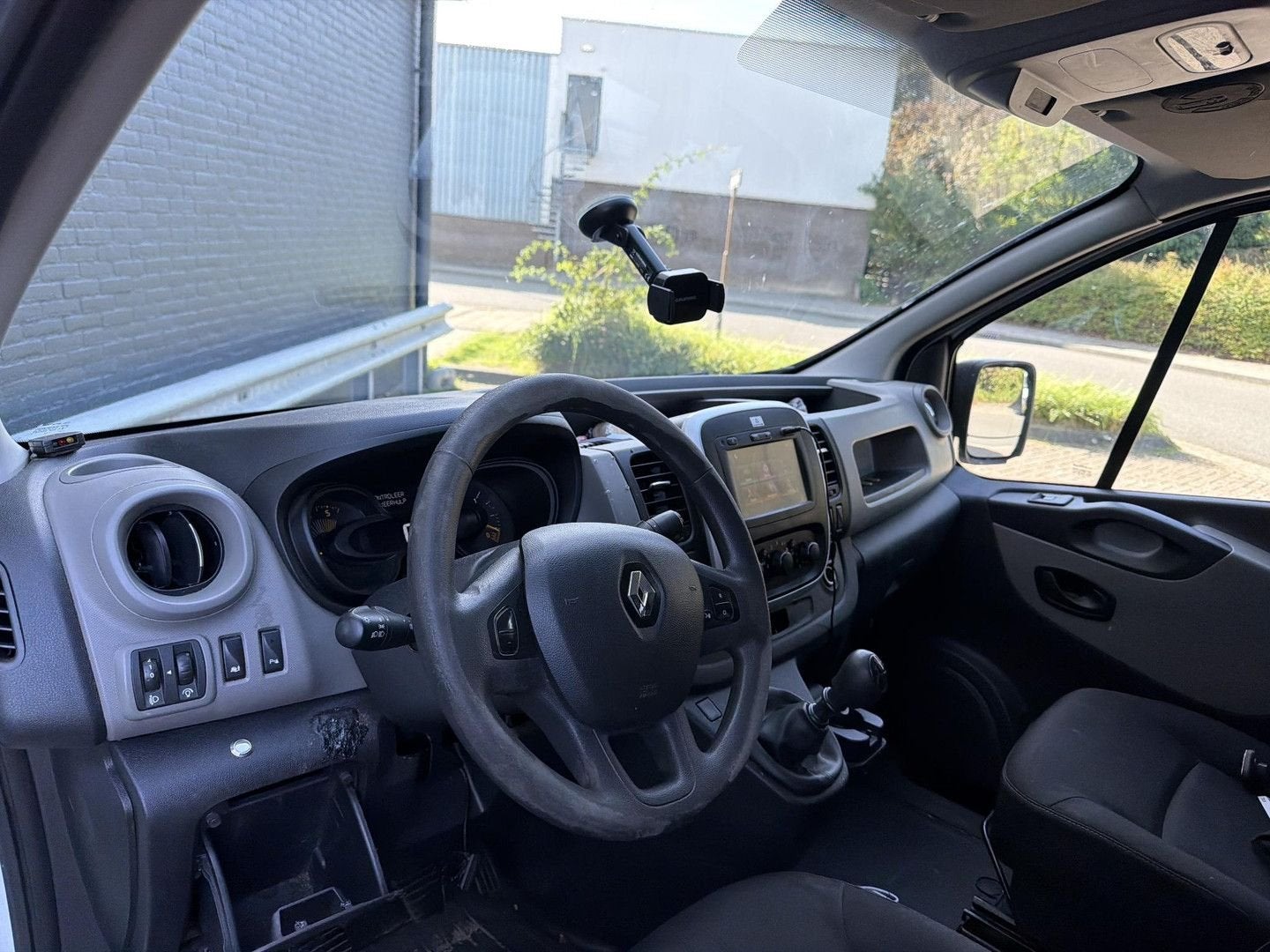 Renault Trafic 1.6 dCi T29 L2H1 Turbo2 Energy | € 4.450,- MA, Renault, Wit, Bedrijf, Electronic Stability Program (ESP)
