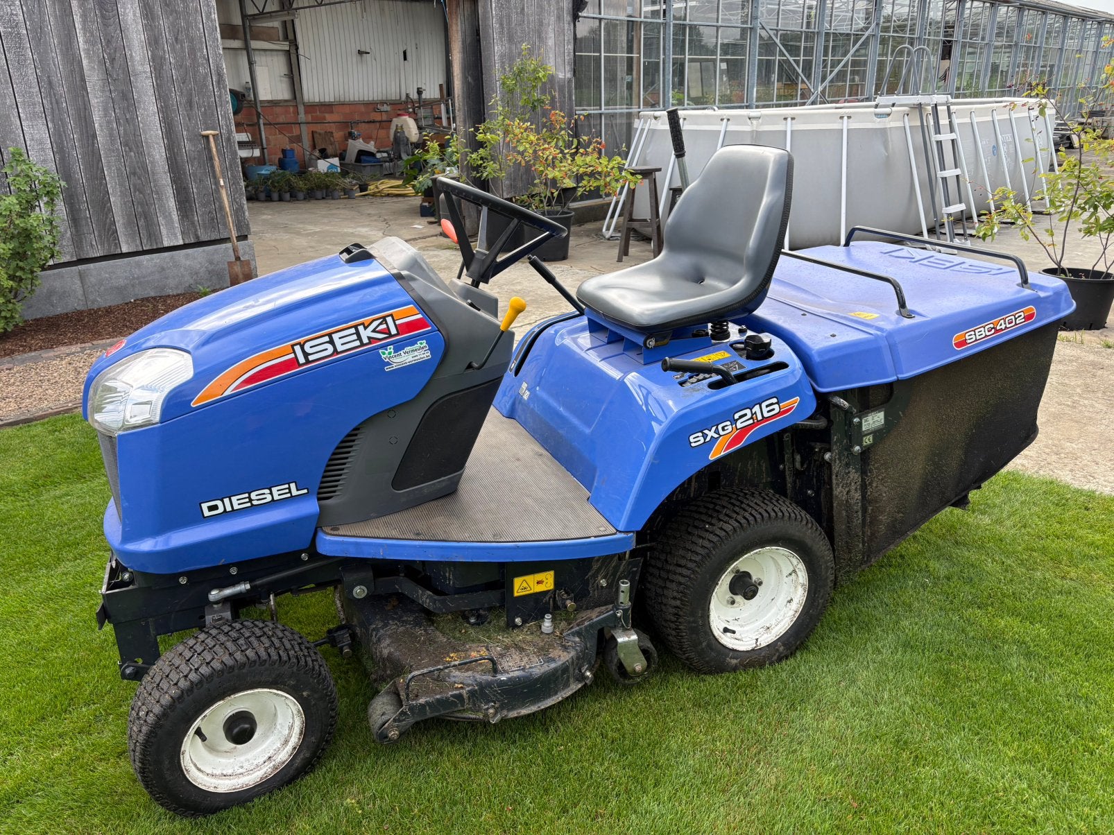 Iseki sxg216, Jardin & Terrasse, Tondeuses autoportées, Comme neuf, Bac de ramassage, Enlèvement
