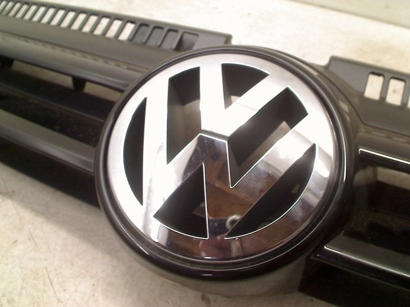 GRILLE zwart L041 Golf Plus (5M1 / 1KP) (5M0853651A), Gebruikt, Volkswagen, Volkswagen AG, Kundenbetreuung@volkswagen.de