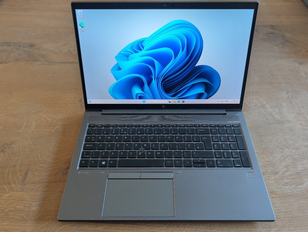 ZBook firefly 15.6 G8, HP ZBOOK, Utilisé, SSD, 1 TB