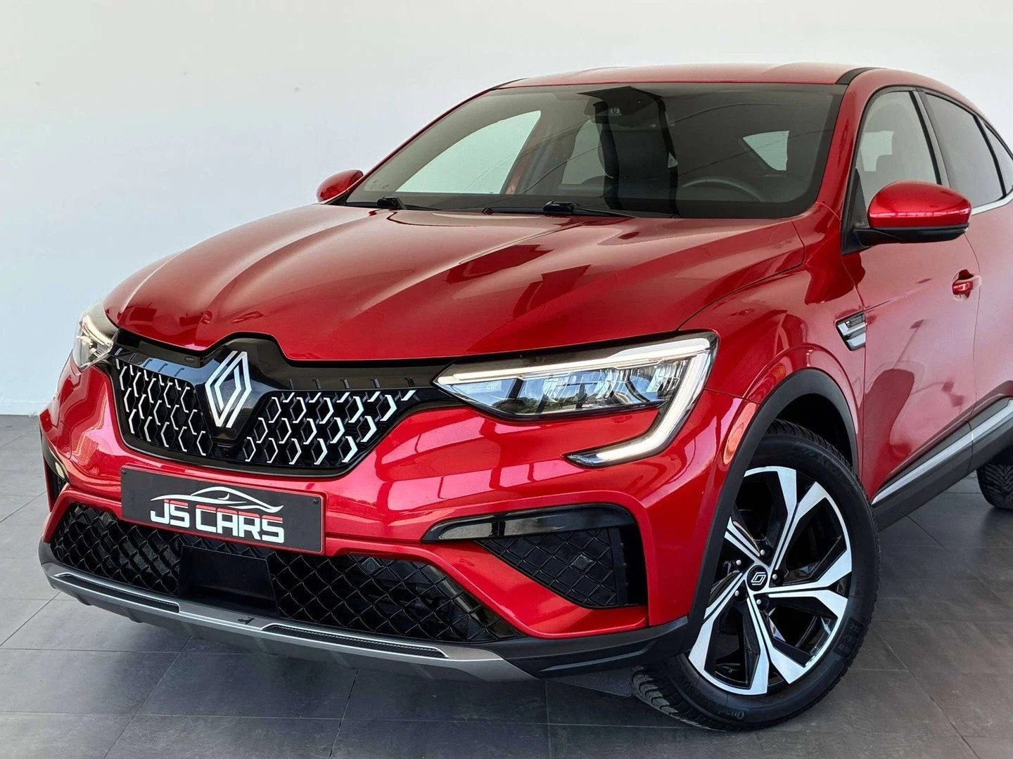 Renault Arkana 1.3 TCe EDC-1ERPRO-COCKPIT-CARPLAY-GPS-CAMERA, Rouge, Achat, https://public.car-pass.be/vhr/85d1569c-bad6-4f0c-b330-343637532135