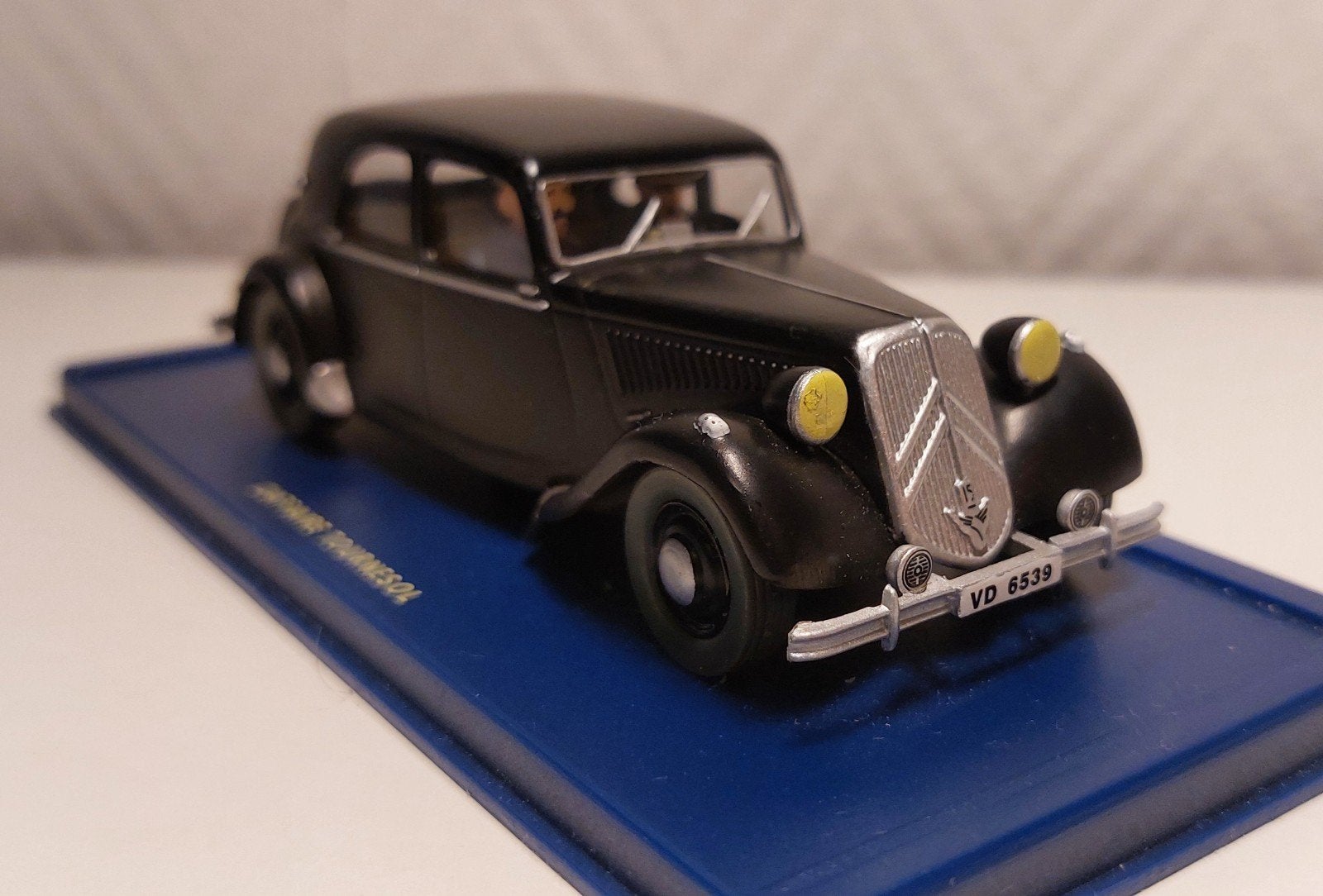 Voiture TINTIN Atlas 1/43 'La Citroën 15/6', Enlèvement ou Envoi, Tintin, Utilisé, Statue ou Figurine